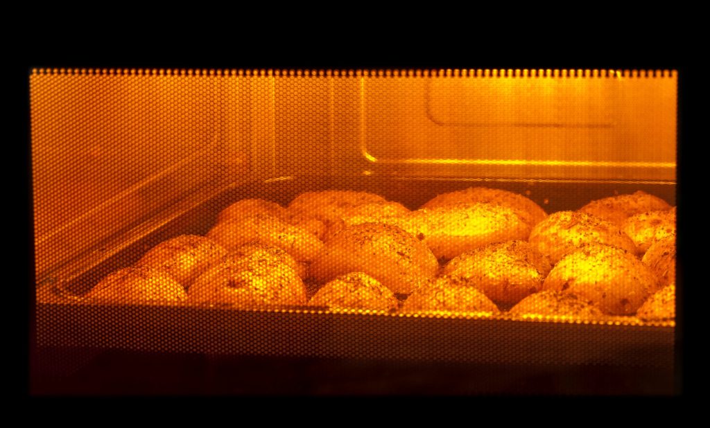 Cooking with microwave